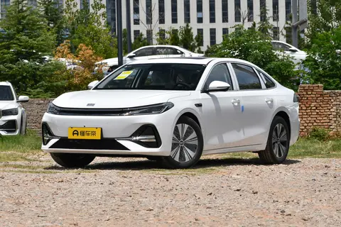银河 A7 PHEV 如何选：短续航 vs 长续航，选谁更省？